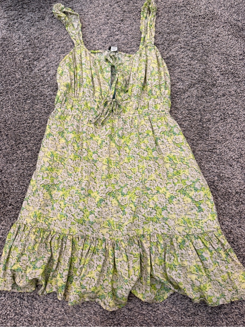 American Eagle Outfitters Green and Cream Floral Tie-Front Sundress